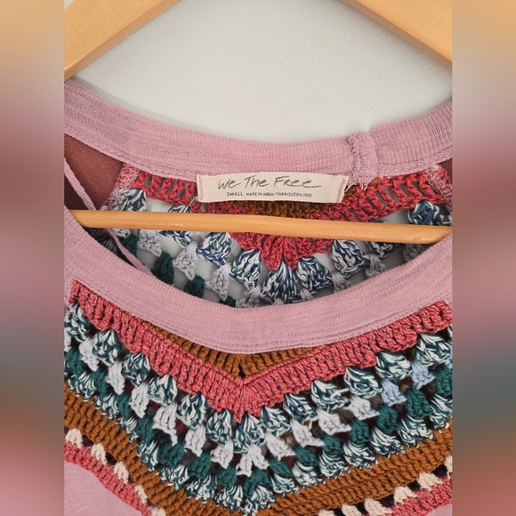 WE THE FREE Women's Pink And Teal Patterned  Coton Linen Blend Top - Picture 8 of 16